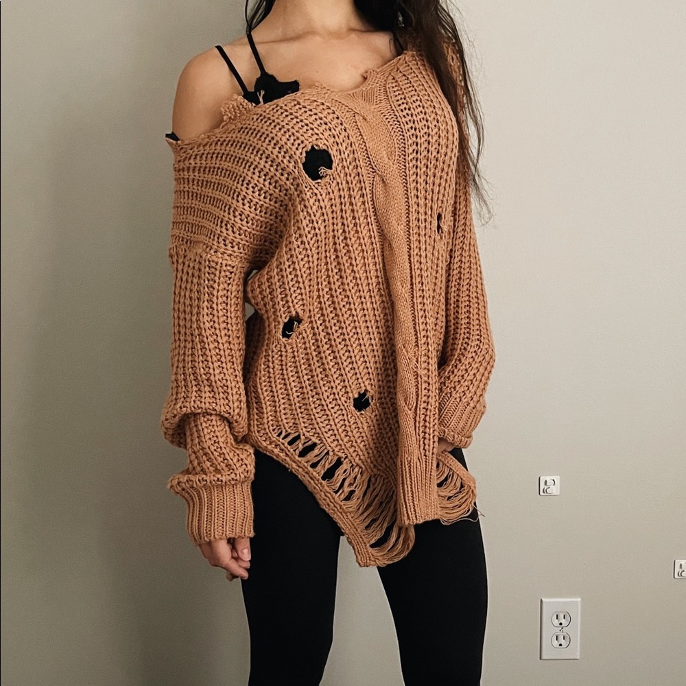 Distressed Sweater - Forever 21 - Tan | Small